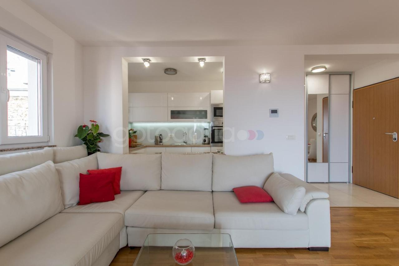 Sea View Apartments Dammi With Free Parking Makarska Luaran gambar