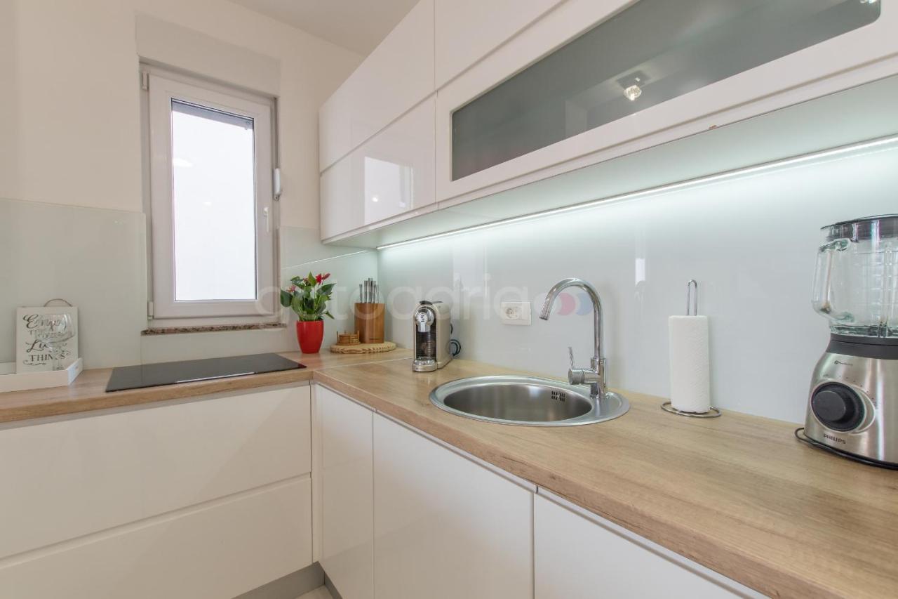 Sea View Apartments Dammi With Free Parking Makarska Luaran gambar