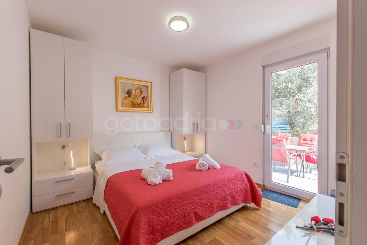 Sea View Apartments Dammi With Free Parking Makarska Luaran gambar